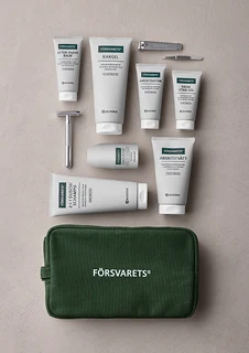 Produkter från Försvarets för män med beige bakgrund.