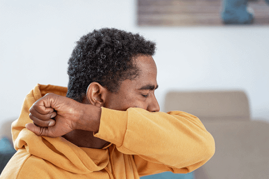 Vid förkylning kan hostan hålla i länge.