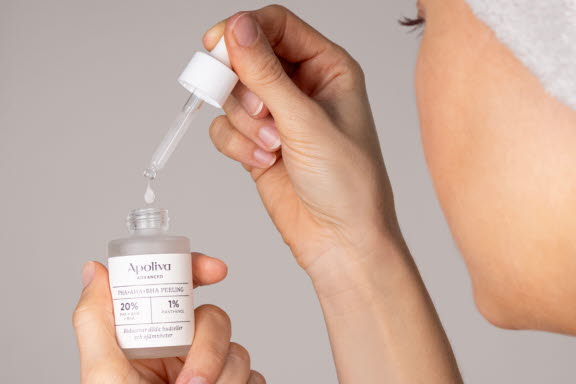 Apoliva Advanced PHA-AHA-BHA peeling serum.