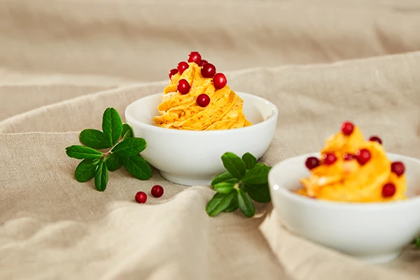 Apelsin- och saffransmousse.